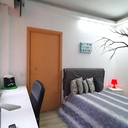 Spacious In With Bubble Bath *